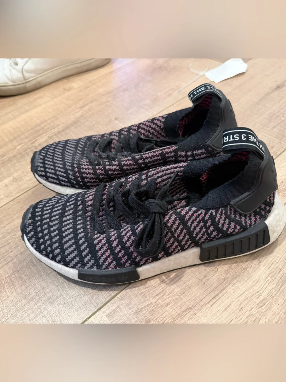 Adidas Men's NMD R1 STLT Black Grey Solar Pink Primeknit Lace-Up Running Sneaker